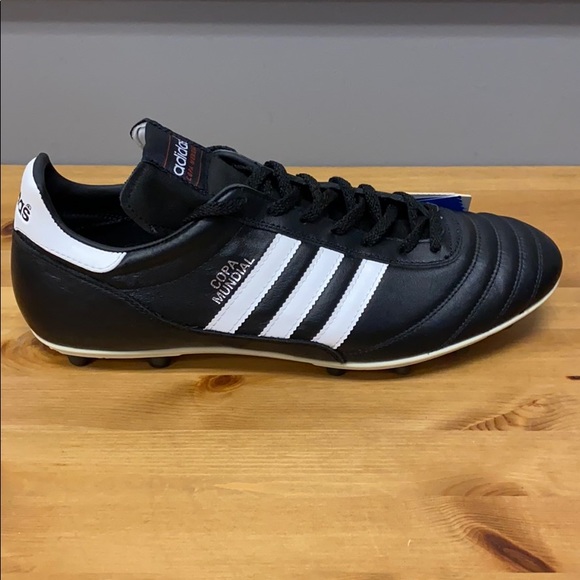 Adidas Copa Mundial Shoes - Picture 2 of 10